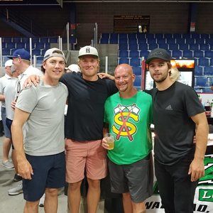 Meet your Posher, Christopher